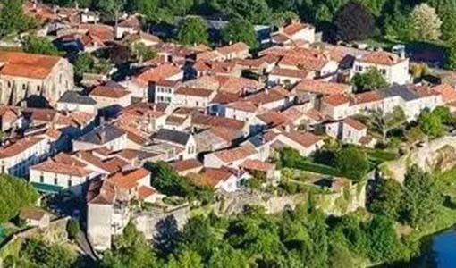 万州回乡建别墅为什么一定要选专业乡墅公司